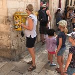 turisti djir stradun 6