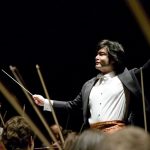 KONCERT KOJI SE NE PROPUŠTA Hrvatska klarinetistica i singapurski dirigent večeras u Dvoru 1 Darrell Ang 1