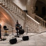 FOTOGALERIJA Maja Grgić i Bow vs Plectrum jazzom začarali Knežev dvor 7 maja grgic pozno ljeto07