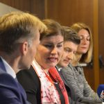 PROJEKT PAMETNIH OTOKA 'Brže je od Pariza do Londona nego od Lošinja do Dubrovnika' 9 Pametni gradovi i otoci 13