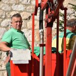 Postavljanje Bora Stradun 12