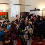 DRUŽENJE U PALAČI RANJINA Mališane zanimalo kad će biti dovršen Pelješki most 4 skola cavtat cilipi skola djeca4