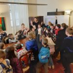 DRUŽENJE U PALAČI RANJINA Mališane zanimalo kad će biti dovršen Pelješki most 6 skola cavtat cilipi skola djeca6