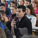 'GDJE JE NESTAO ČOVJEK? Kako političar, psihologinja, svećenik i poduzetnik vide sukob generacija? 44 Gdje je nestao covjek 118