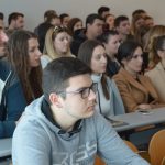 'GDJE JE NESTAO ČOVJEK? Kako političar, psihologinja, svećenik i poduzetnik vide sukob generacija? 15 Gdje je nestao covjek 46