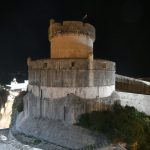 FOTO//VIDEO Zidine i Stradun u mraku 4 dan planete zemlje zidine minceta09