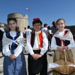 ston kamenice75