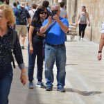 FOTOGALERIJA/POPODNE STRADUNOM Sunčano, ugodne temperature i uvijek popularne gužve 13 Guzva Stradun 24.4.2019 29