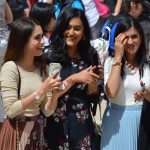 FOTOGALERIJA/POPODNE STRADUNOM Sunčano, ugodne temperature i uvijek popularne gužve 17 Guzva Stradun 24.4.2019 37