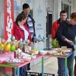 FOTO/Veselje i pengana jaja na štandu štićenika Josipovca 1 Josipovac robna kuca Uskrs 1