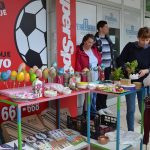 FOTO/Veselje i pengana jaja na štandu štićenika Josipovca 2 Josipovac robna kuca Uskrs 2