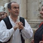 FOTO/JEDNA SASVIM NEOBIČNA ŠETNJA Dramska đirata upotpunila je Noć knjige 60 Noc knjige setnja 181