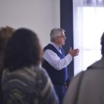 U UMJETNIČKOJ GALERIJI O 'Divljem cvijeću' Tomislava Ivanišina uz kavu 7 subotnja kava 7