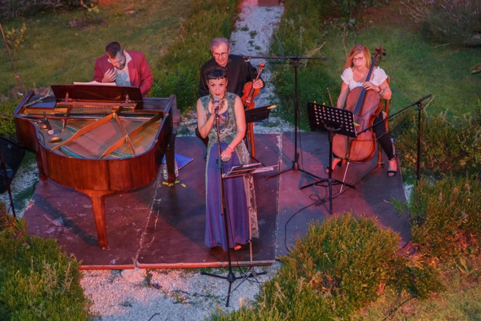 Prepuni samostan u Pridvorju uživao u glazbi s Ines Tričković