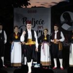 proljece pri dvoru 14