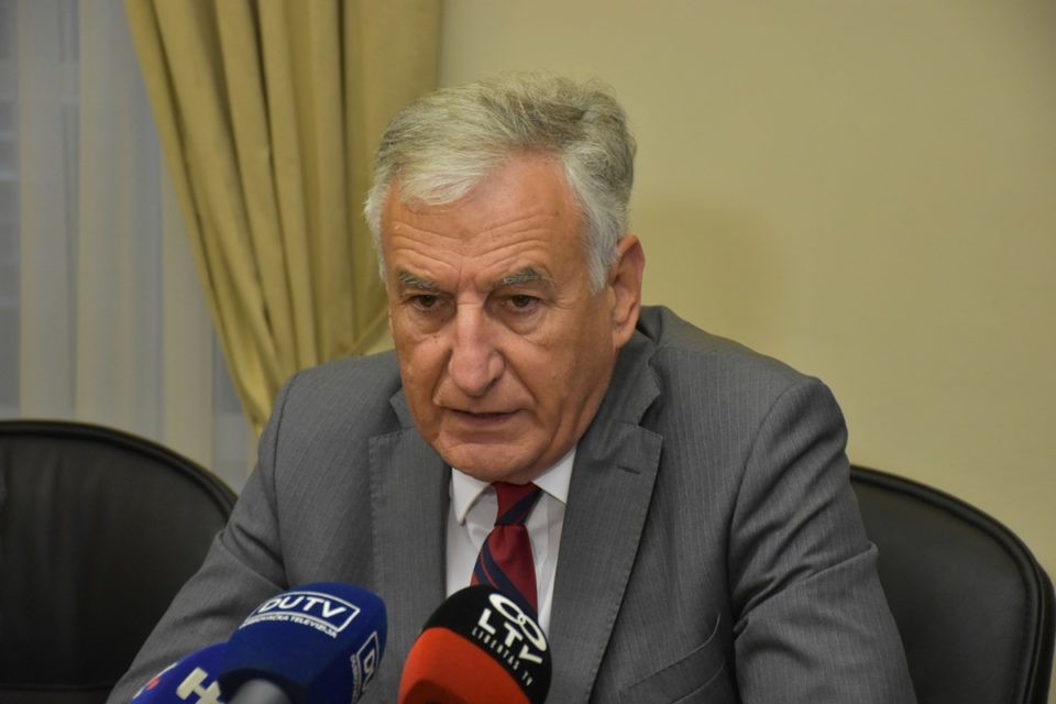 Zupanija pressica 14