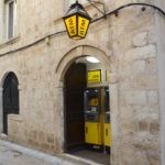 Je li ovo rješenje za bankomate? 1 bankomati auro domus ulica od puca 5