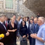 PLENKOVIĆ SA SURADNICIMA NA KORČULI Potpisani ugovori za rekonstrukciju Puntina i izgradnju terminala u Veloj Luci 12 plenkovic korcula 12