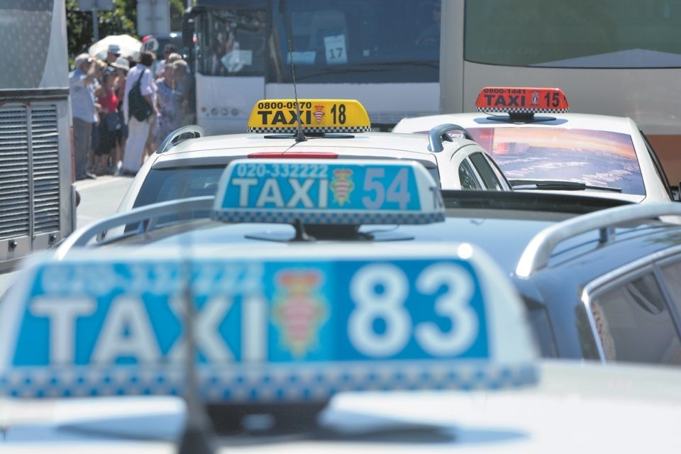 PROVJERILI SMO Žele li dubrovački taksisti sjesti u električna vozila?