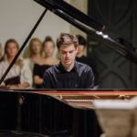 andrew tyson knezev dvor 26082019 vlevi 5114