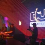 DOGAĐAJ LJETA U REVELINU Pogledajte tko je uživao u beatovima DJ-a 'Koji jede sve' 21 revelin eats dj party 22