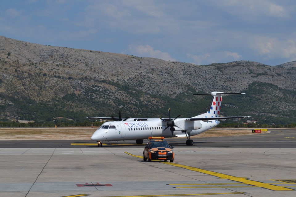 zracna luka pista avion croatia 33 4