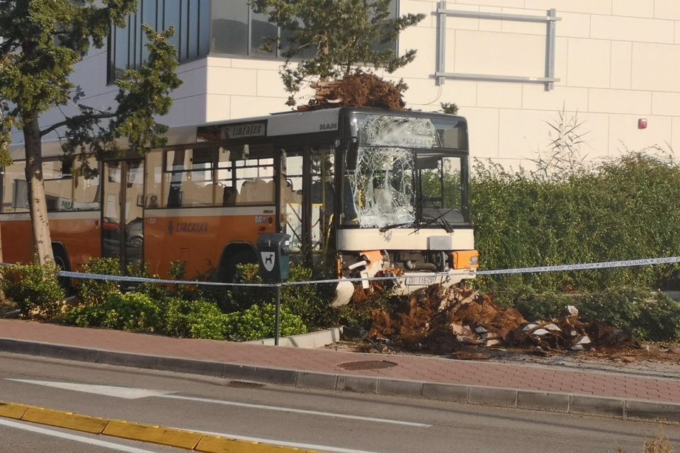 autobus srebreno kradja 1