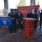 Ministrica Vučković zapovjedniku JVP Konavle Riloviću uručila novo vatrogasno vozilo 1 vatrogasci vozilo vuckovic 1