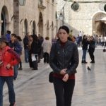ĐIR IZMEĐU KIŠNIH KAPI Oblaci nad punim Stradunom 9 Stradun spica 15