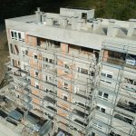 STANOVI ZA MLADE I BRANITELJE Na prvu zgradu postavljaju se prozori i vrata 1 stanovi mladi branitelji mokosica 1