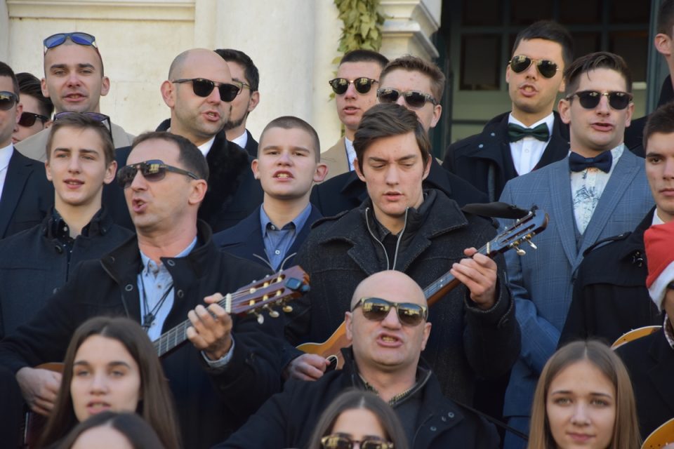 Kolenda i tratamenat Stara Godina 15