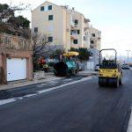 POSTAVLJA SE I ZAŠTITNA OGRADA Završeno asfaltiranje Ulice kneza Branimira 5 asfalt knez branimir 5
