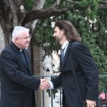 U Klarisi upriličen tradicionalni biskupov božićni tratamenat 2 biskup domjenak001