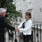 U Klarisi upriličen tradicionalni biskupov božićni tratamenat 9 biskup domjenak030