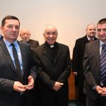 U Klarisi upriličen tradicionalni biskupov božićni tratamenat 37 biskup festanjuli002