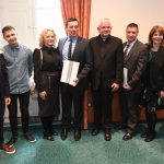 U Klarisi upriličen tradicionalni biskupov božićni tratamenat 42 biskup festanjuli023