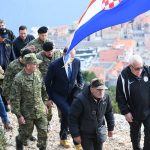 Križni put Srđem u spomen na poginule branitelje i civile 13 srdj krizni put 13
