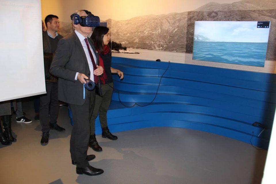 U centru Blumed zavirite u virtualno podmorje Cavtata
