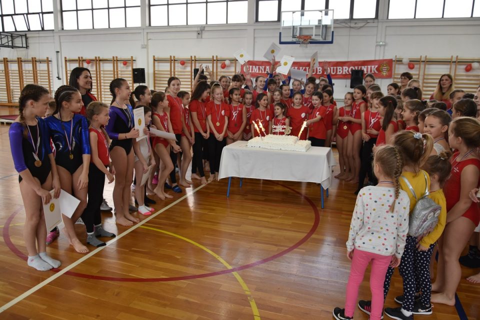 NASTUP SVIH UZRASTA Gimnastički klub Dubrovnik proslavio 15. rođendan