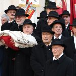 ŽIVIO SVETI VLAHO! Otvorena je 1048. Festa 58 kandelora71