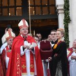 ŽIVIO SVETI VLAHO! Otvorena je 1048. Festa 64 kandelora77