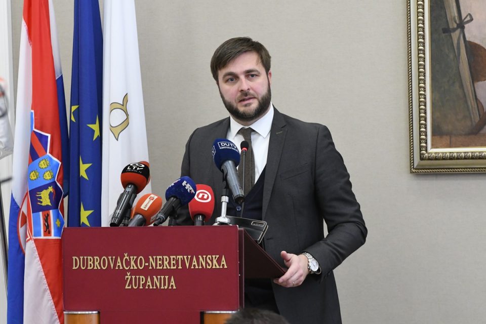 Ministar Ćorić o obustavljanju Uredbe o gospodarenju komunalnim otpadom