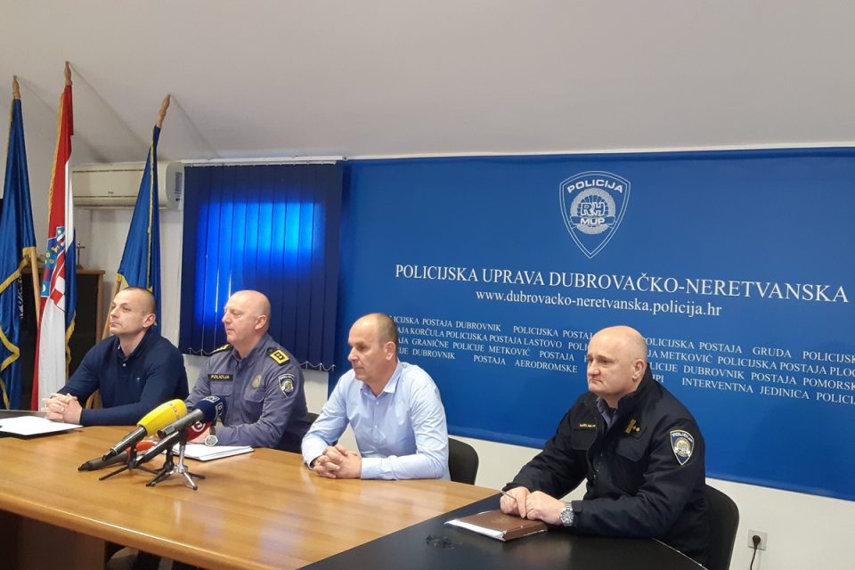 policija press