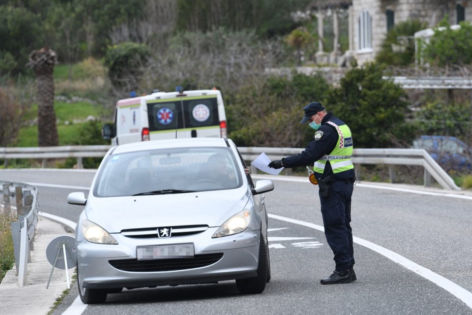 mup policija punktovi blokada trsteno06