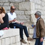 JESMO LI SE OPUSTILI? 'Modni detalj' na Stradunu kava za van 6 corona to go006