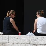 JESMO LI SE OPUSTILI? 'Modni detalj' na Stradunu kava za van 7 corona to go007