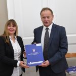 ULAGANJE U OTOČNE SREDINE Dubrovačko-neretvanskim općinama dodijeljeno 4,3 milijuna kuna 18 ugovori klaic razvoj otoka064