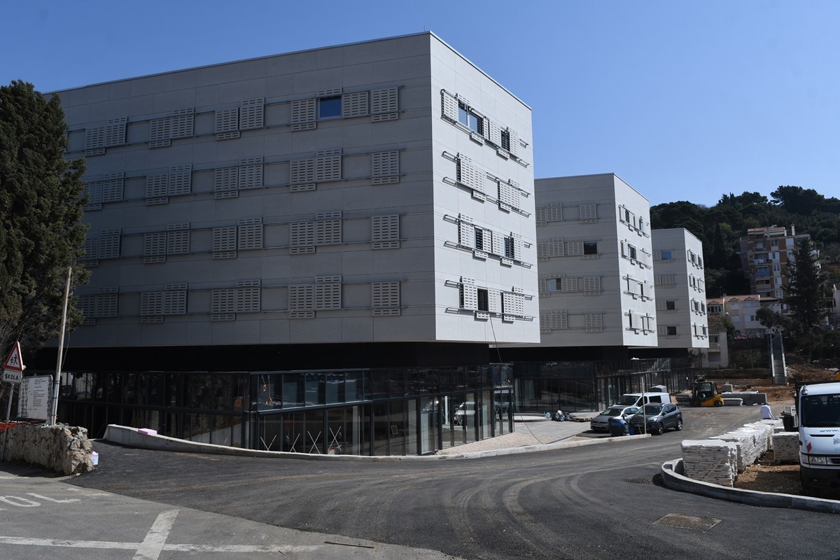 STUDENTSKI DOM