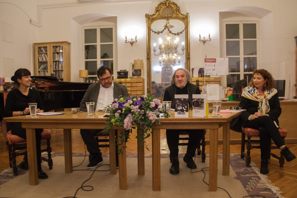 U Knjižnicama održana večer poezije Luka Paljetka i fra Ivana Kramara