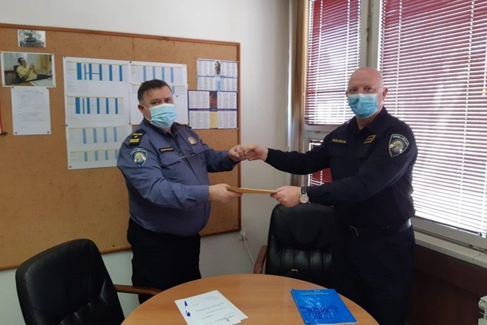 VELIKO SRCE POLICAJACA Za kolege u Sisačko-moslavačkoj županiji prikupili preko 45 tisuća kuna